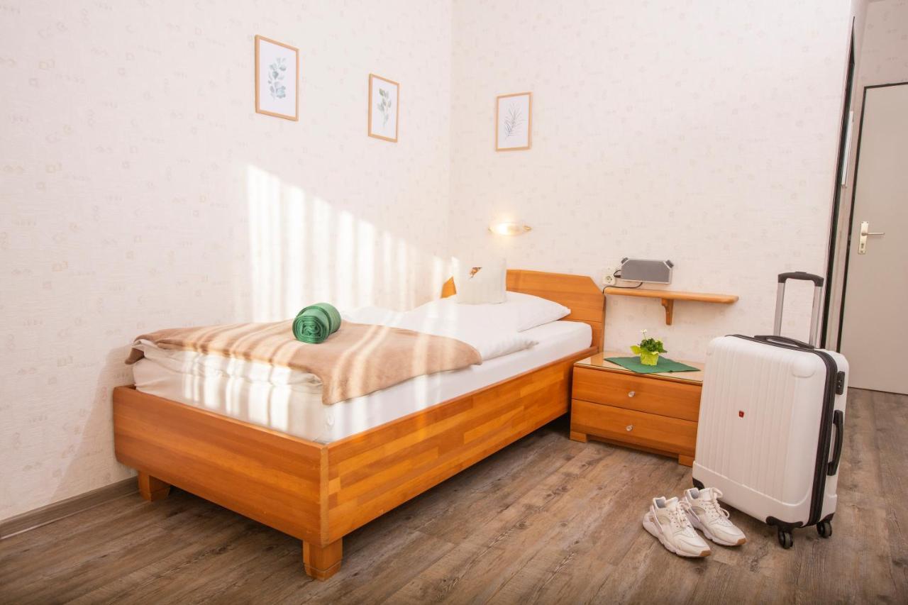 Hotel-Pension Haus Holtdirk Lippstadt Eksteriør bilde